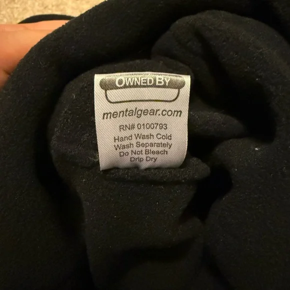 Mental Vintage Black and White Tentacle Hat - Picture 4 of 4